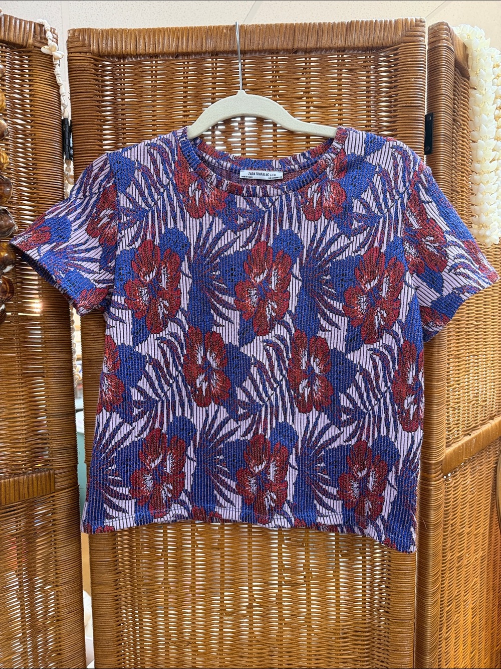 Zara Floral Pattern Short Sleeve Knit Top - Blue & Red Hibiscus | SMALL